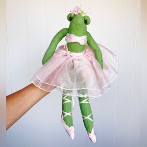 Vintage Frog Ballerina Plush Figure with Pink Tutu & Ballerina Dancing Slippers
